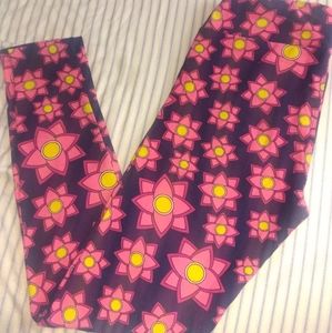 Never worn LulaRoe leggings